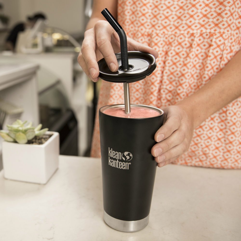 K16VSSC-SB - LS - Smoothie At Counter With Lid_square.jpg